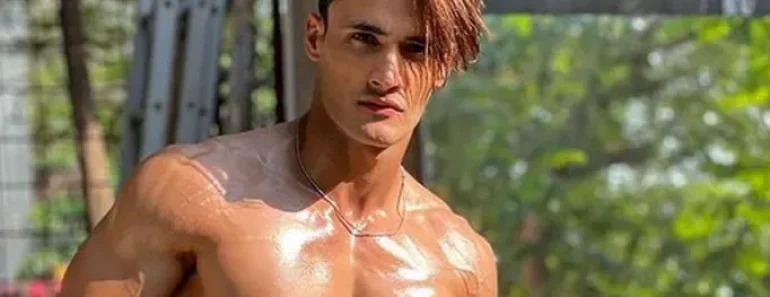 Asim Riaz Age