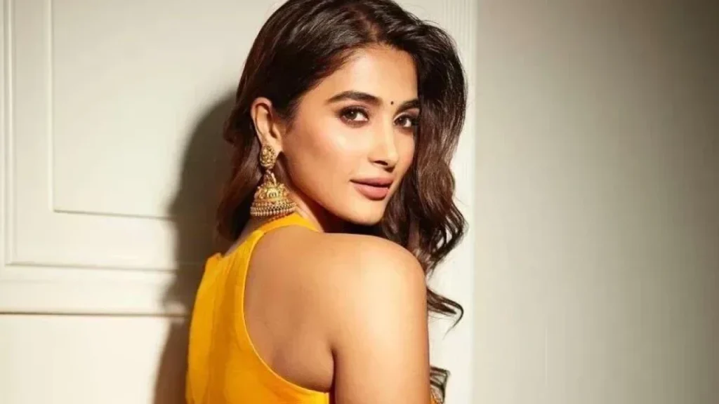 Pooja Hegde Age