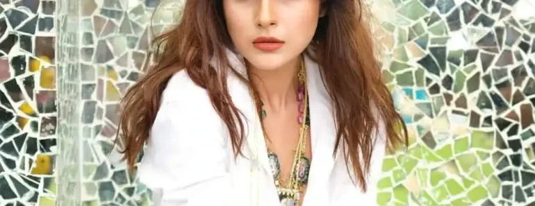 Shehnaaz Gill Age