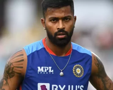Hardik Pandya Age