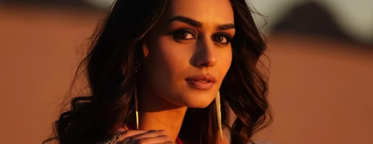 Manushi Chhillar Age