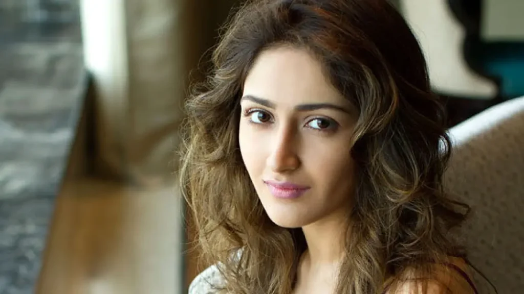 Sayyeshaa Saigal Age