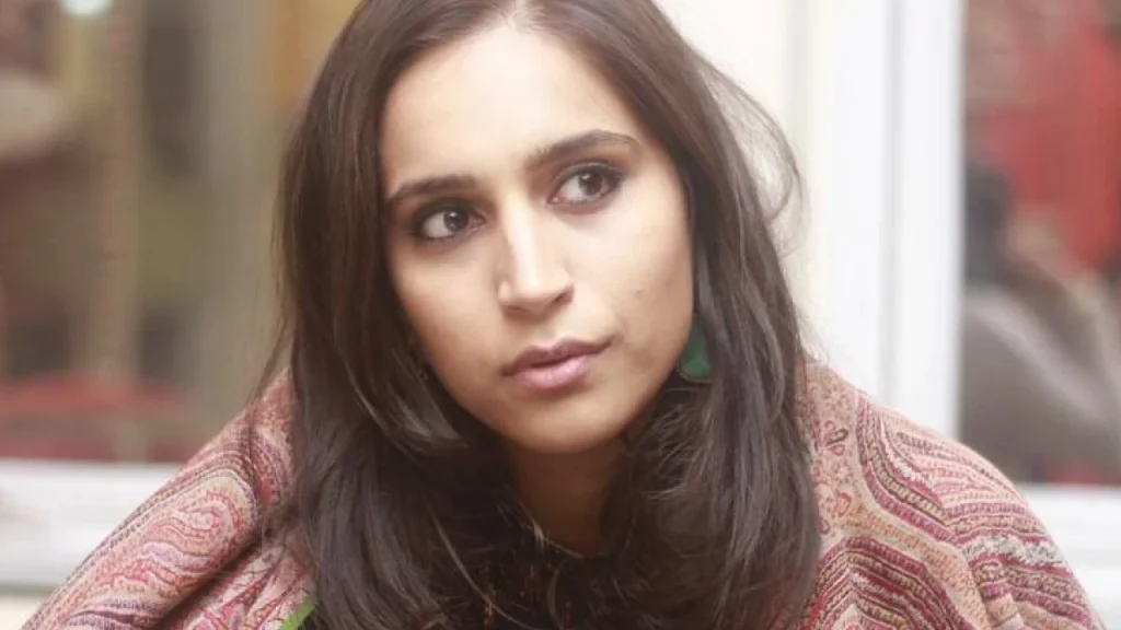 Zoya Hussain Age
