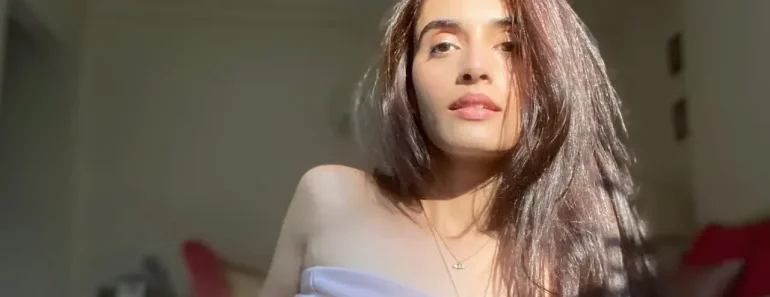 Divyansha Kaushik Age