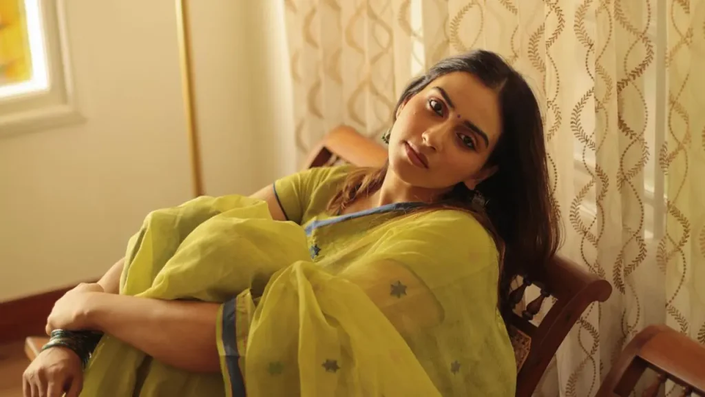 Malavika Jayaram Age