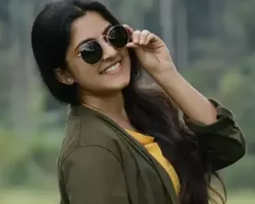 Meenakshi Dinesh Age