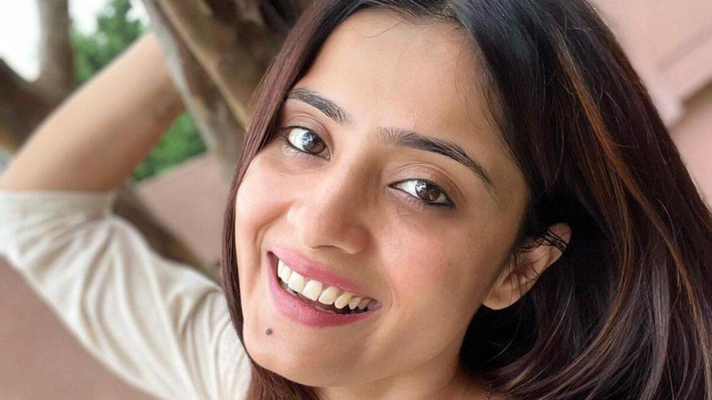 Vaishali Takkar Age