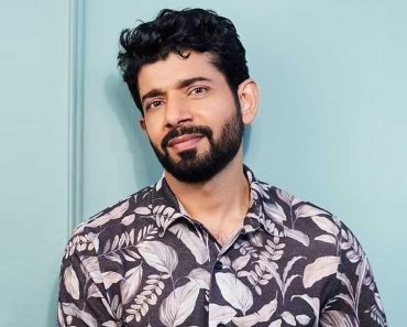 Vineet Kumar Singh Age