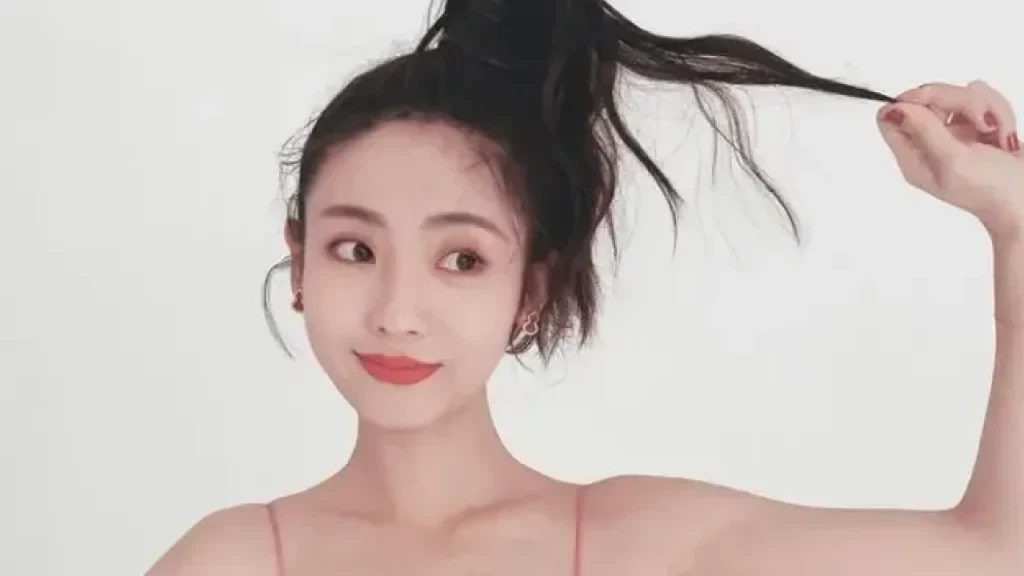 Xing Fei Age