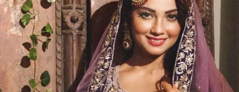 Adaa Khan Age