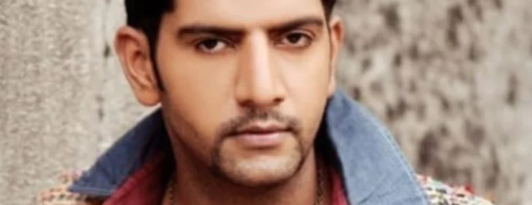 Ashutosh Kaushik Age