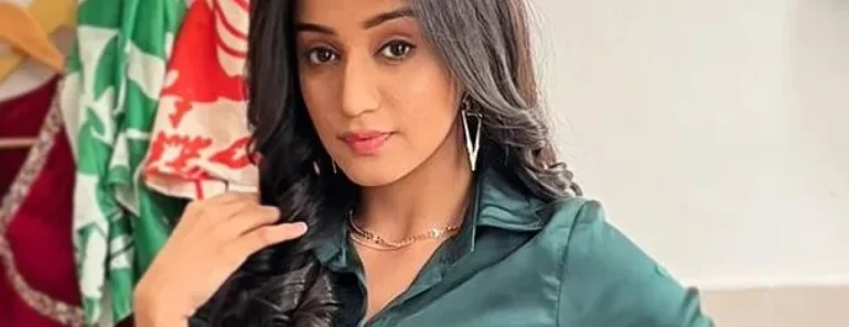Maitri Bhanushali Age