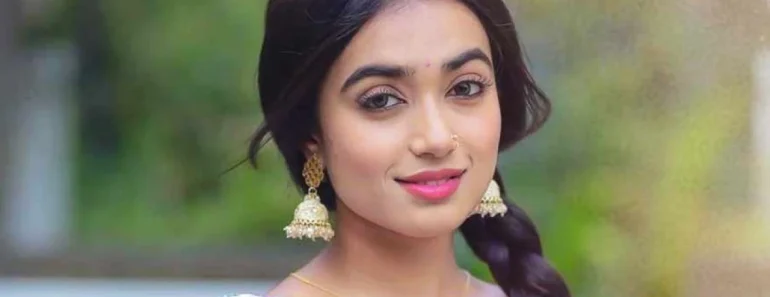 Neeharika Roy Age