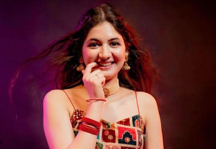 Harshaali Malhotra3