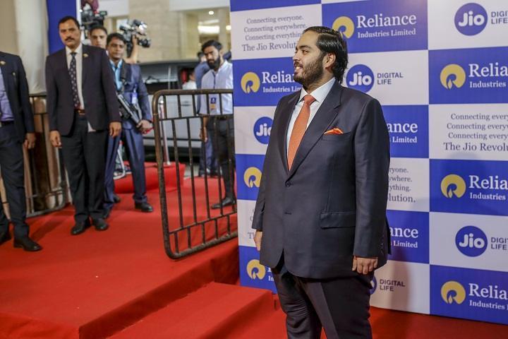 anant ambani weight and height
