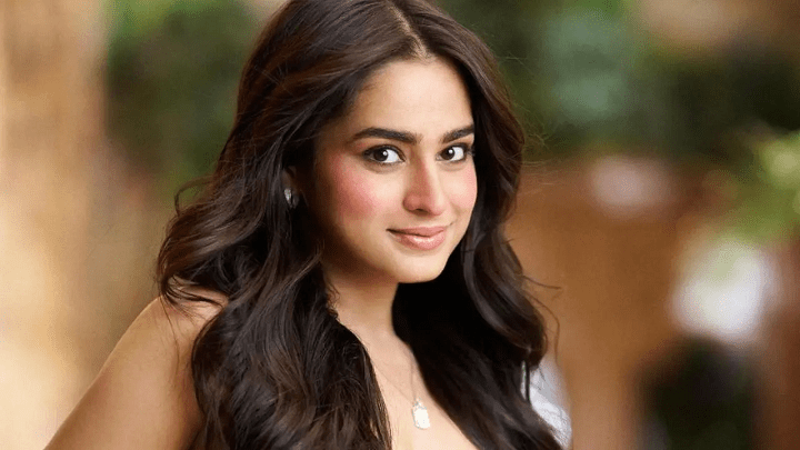 ayesha khan5