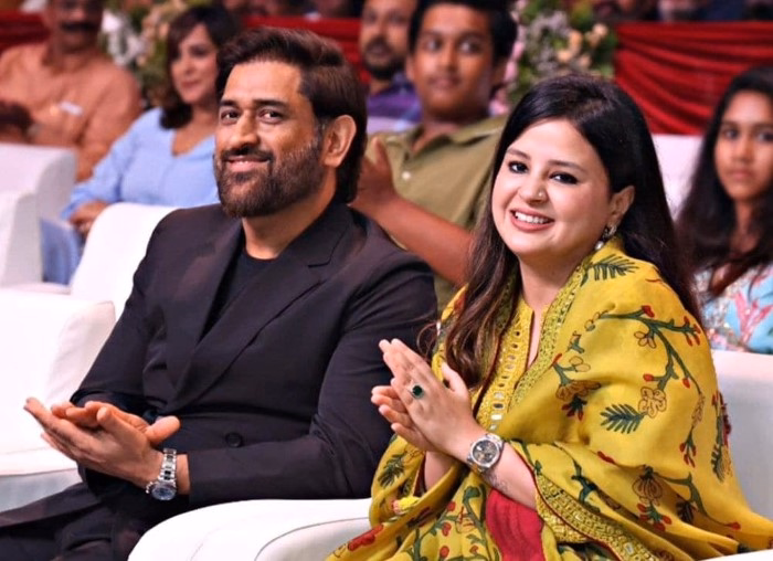 sakshi dhoni