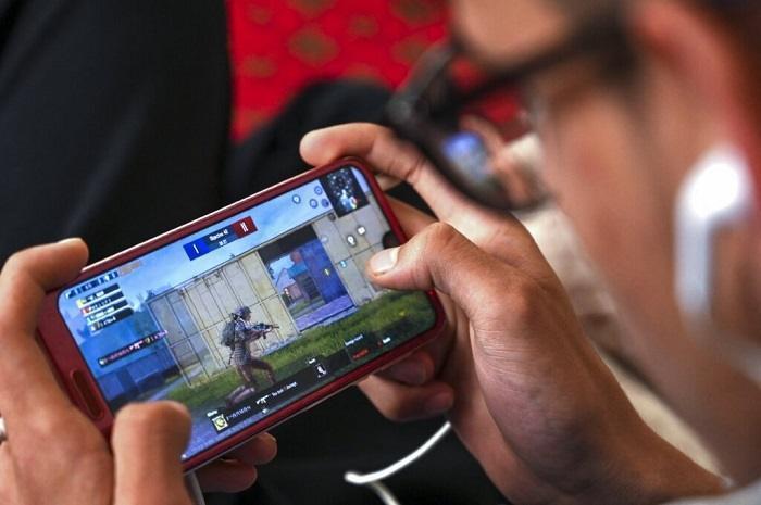 How Mobile Devices Are Transforming Online Gaming Habits