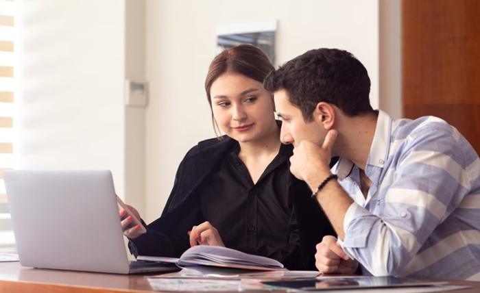 7 Differences Between Online MBA and Distance MBA in India