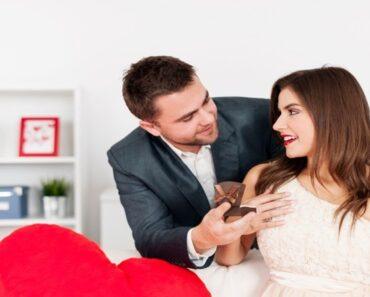 To Match or Not How to Pick Wedding Bands Youll Love